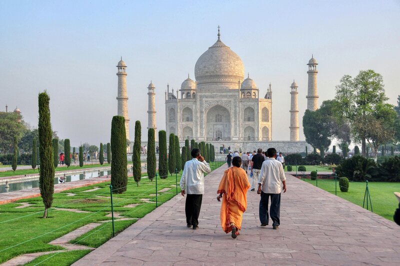 Taj Mahal before removing tourists